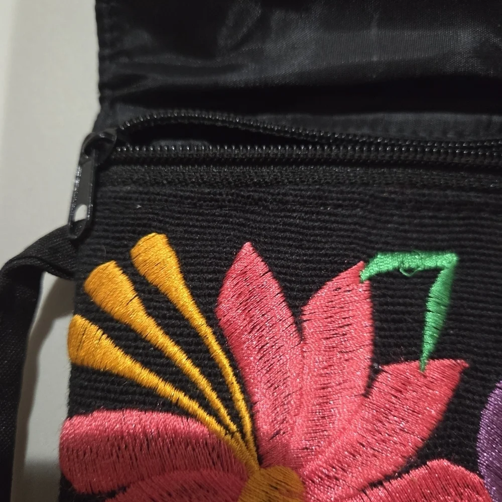 Multicolor Floral Crossbody Bag